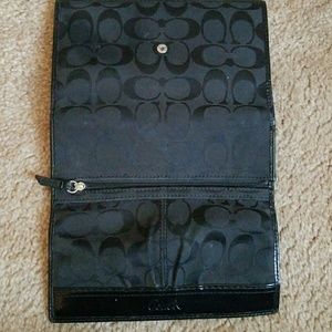 Coach Checkbook Wallet